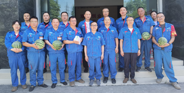 公司工会开展夏日送清凉到一线活动